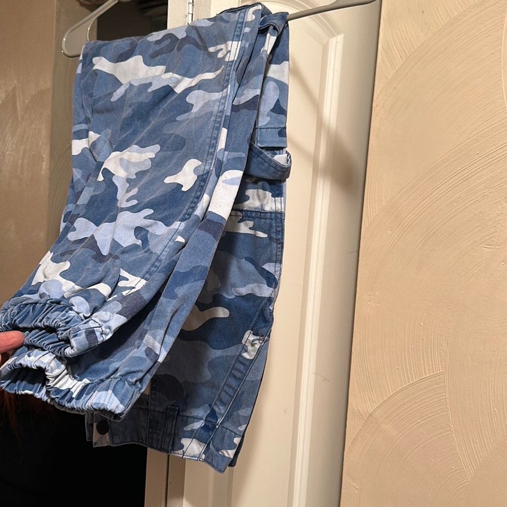 Navy blue cargo pants